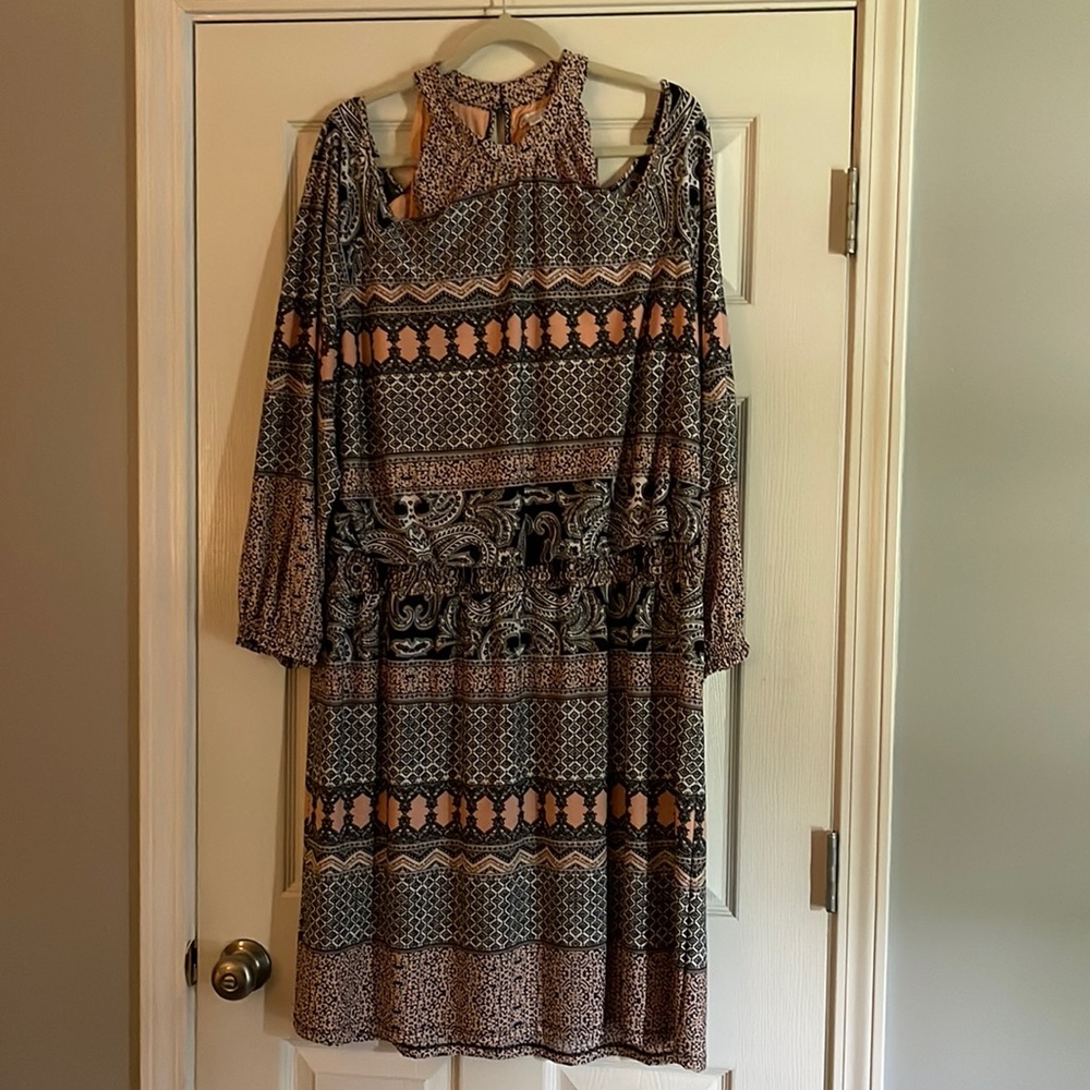 Cato womens 22 plus cold shoulder dress